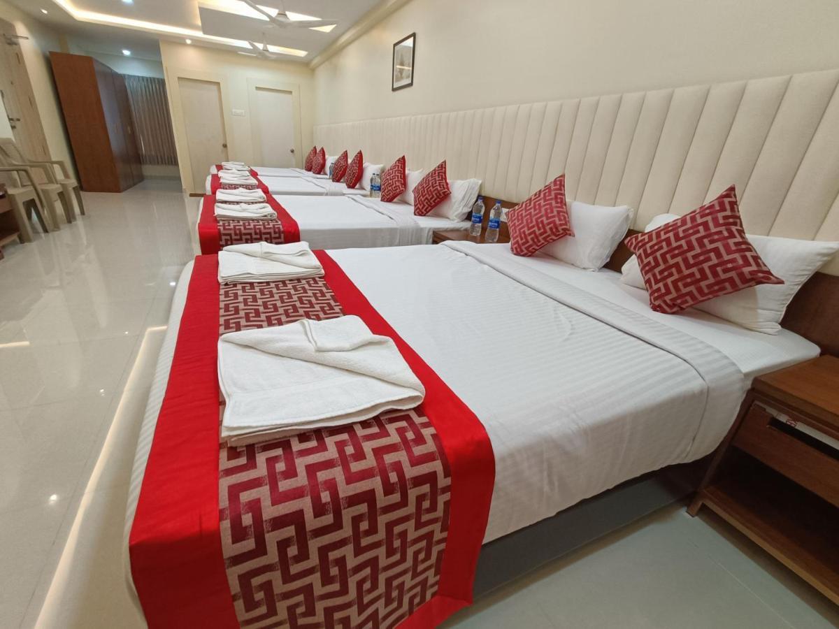 ホテル Sri Aswin Grand Nāmakkal エクステリア 写真